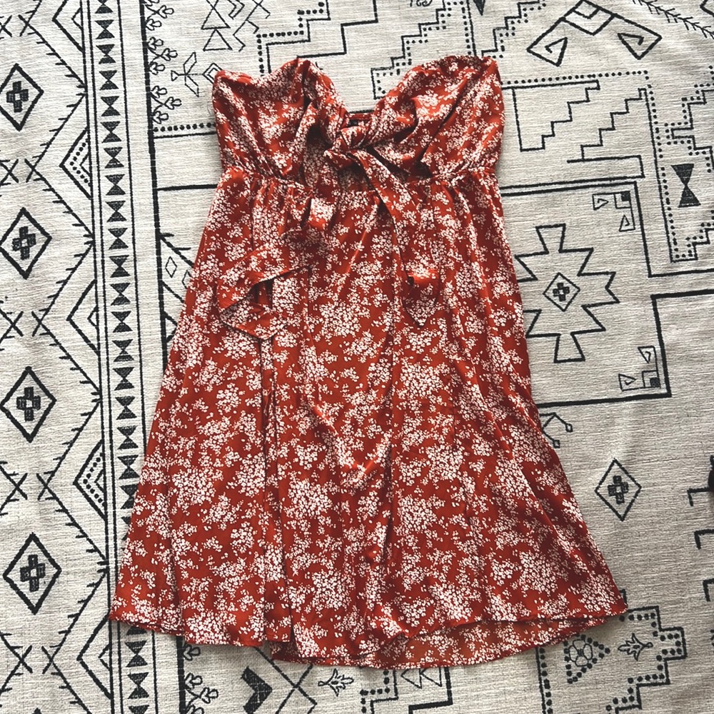 Shein dress with keyhole in front 1XL orange floral strapless